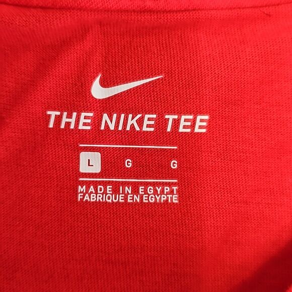 NWT Nike Graphic T Shirt, Size L - Picture 2 of 5